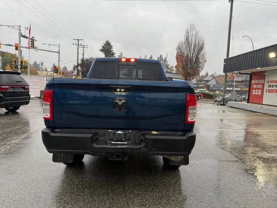 2024 Ram 3500 - Image 4 of 8
