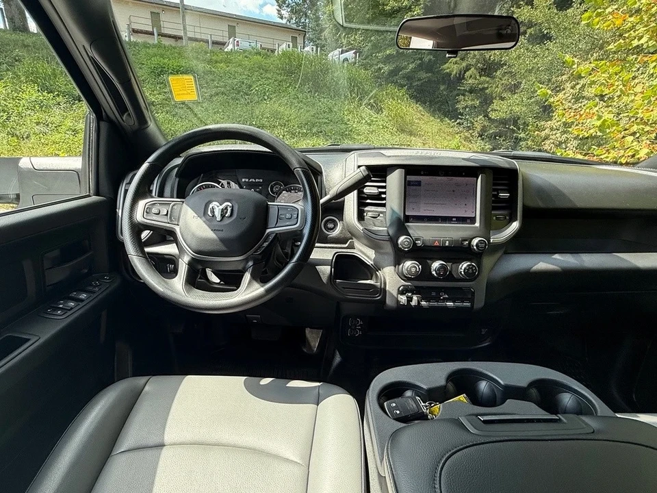 2024 Ram 4500 & 5500 - Image 18 of 21