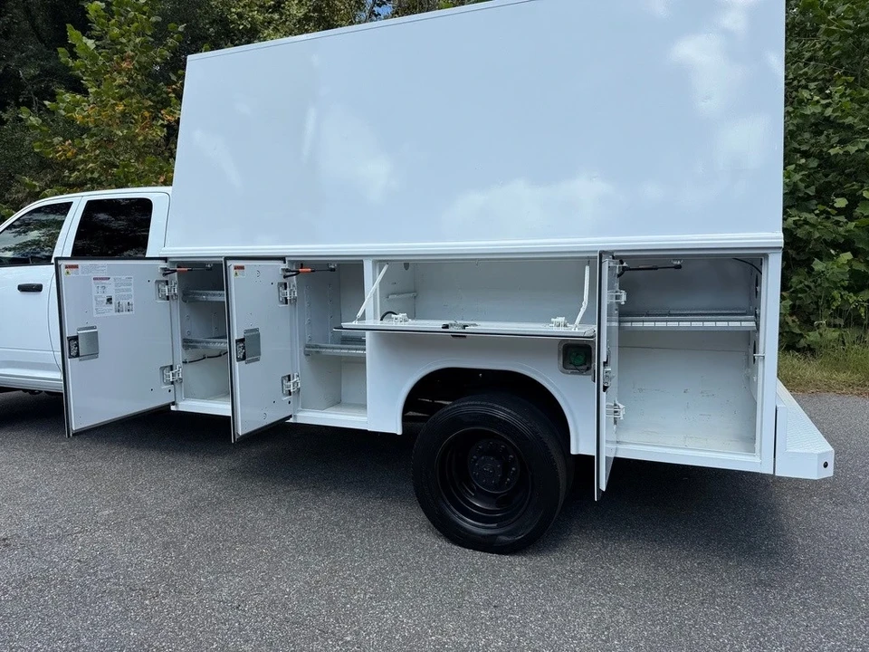 2024 Ram 4500 & 5500 - Image 15 of 21