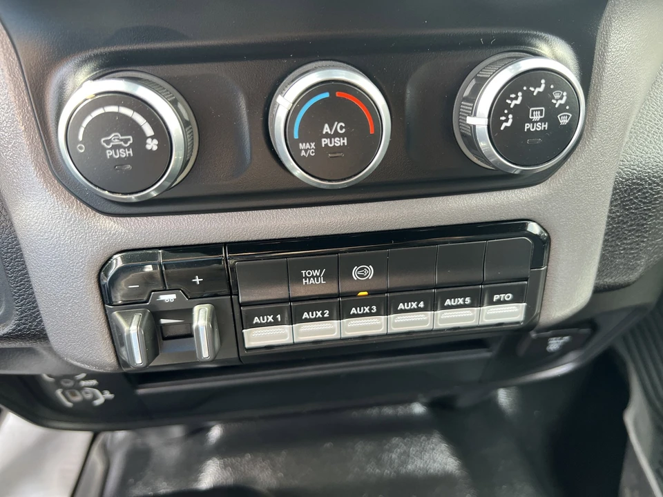 2024 Ram 4500 & 5500 - Image 21 of 29