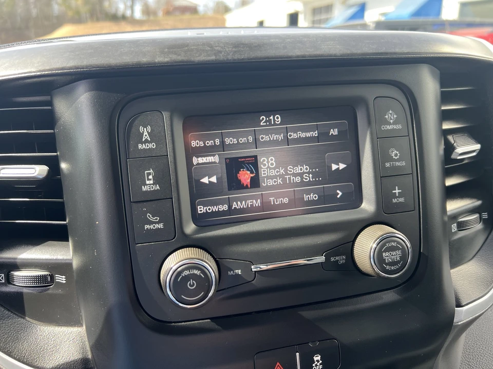 2024 Ram 4500 & 5500 - Image 19 of 29