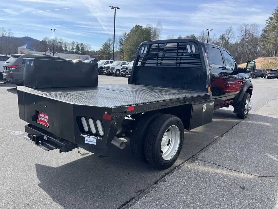 2024 Ram 4500 & 5500 - Image 3 of 29