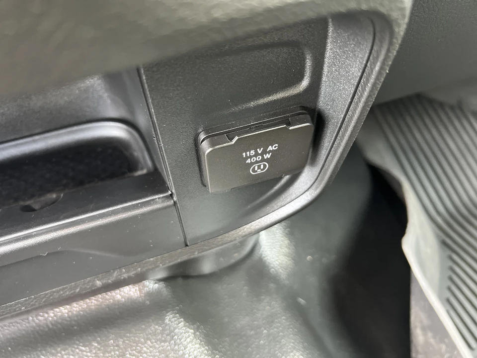 2024 Ram 4500 & 5500 - Image 23 of 29