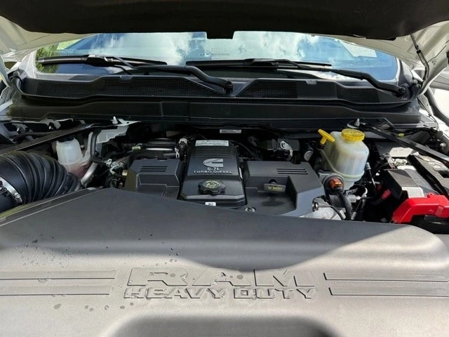 2024 Ram 4500 & 5500 - Image 17 of 21
