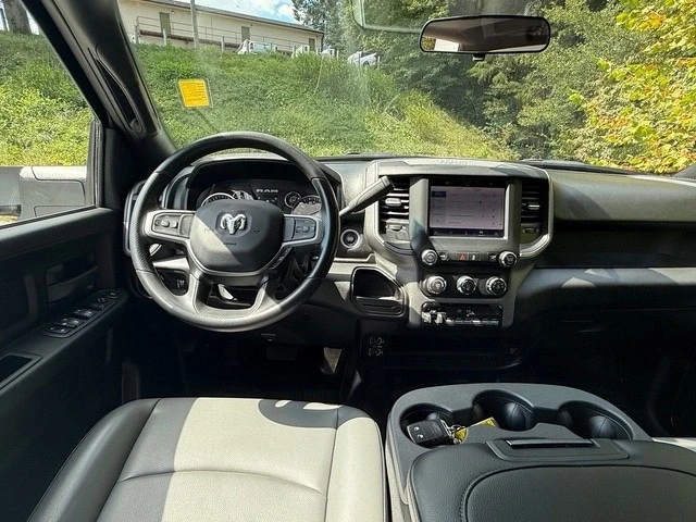 2024 Ram 4500 & 5500 - Image 18 of 21