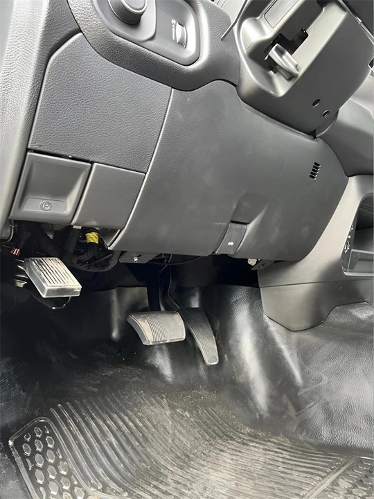 2024 Ram 4500 & 5500 - Image 11 of 12