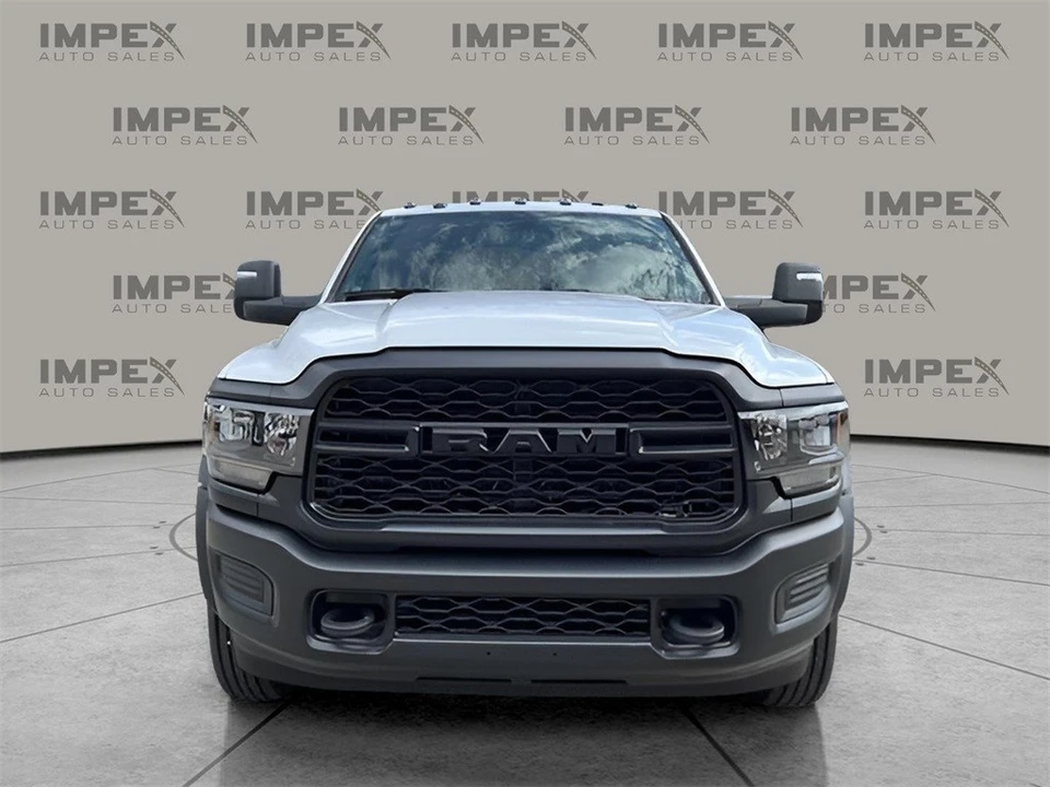 2024 Ram 4500 & 5500 - Image 2 of 12