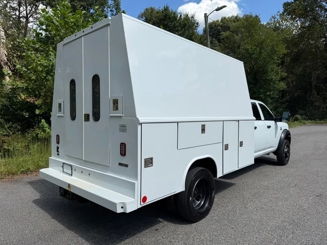 2024 Ram 4500 & 5500 - Image 6 of 12