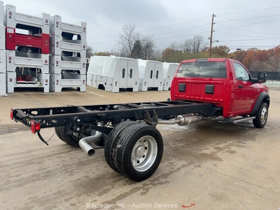 2024 Ram 4500 & 5500 - Image 4 of 12