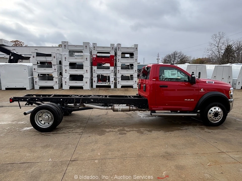 2024 Ram 4500 & 5500 - Image 6 of 12