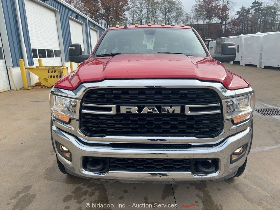2024 Ram 4500 & 5500 - Image 7 of 12
