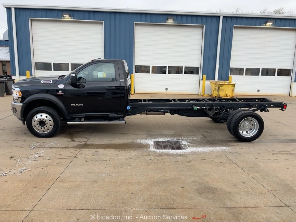 2024 Ram 4500 & 5500 - Image 5 of 12