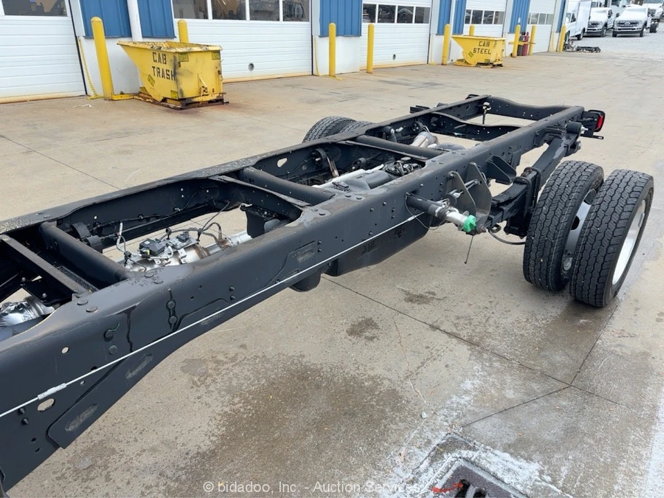 2024 Ram 4500 & 5500 - Image 10 of 12