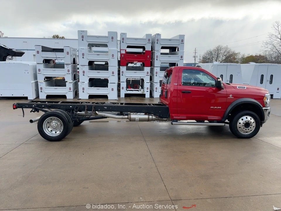 2024 Ram 4500 & 5500 - Image 6 of 12