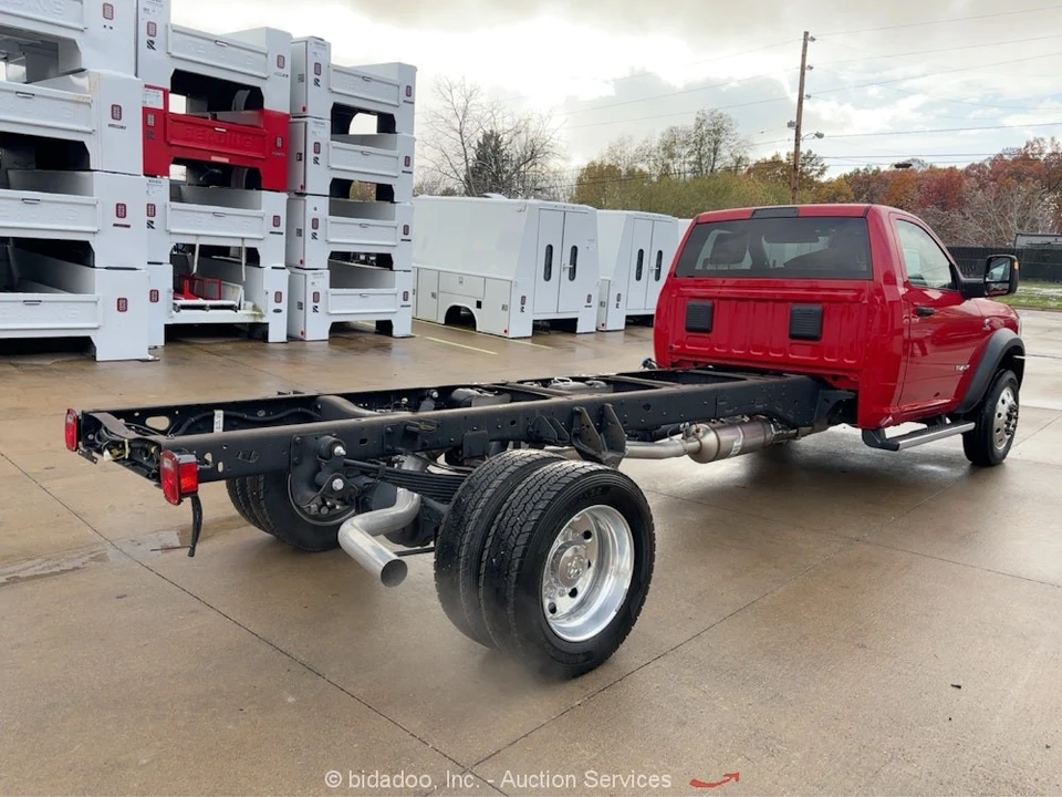 2024 Ram 4500 & 5500 - Image 4 of 12
