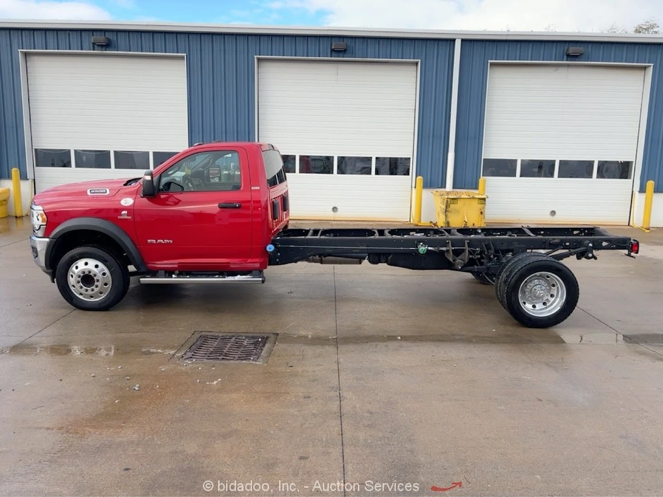 2024 Ram 4500 & 5500 - Image 5 of 12