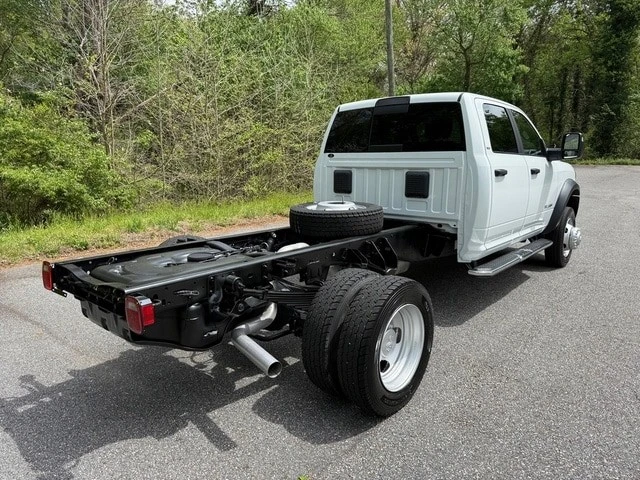 2024 Ram 4500 & 5500 - Image 6 of 21