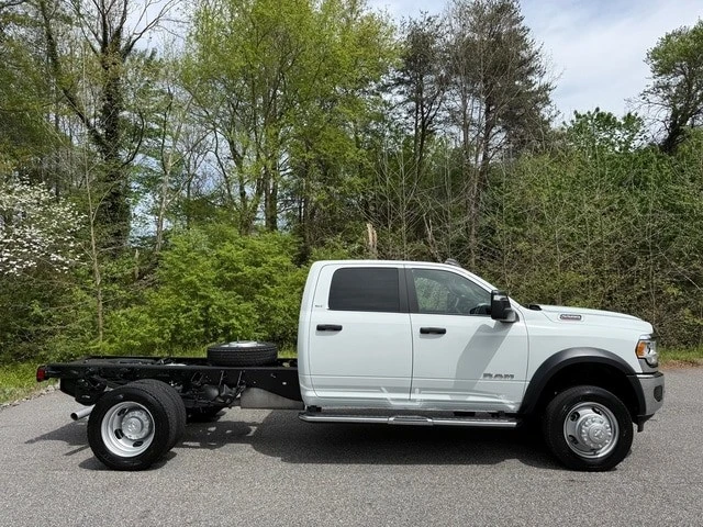 2024 Ram 4500 & 5500 - Image 5 of 21