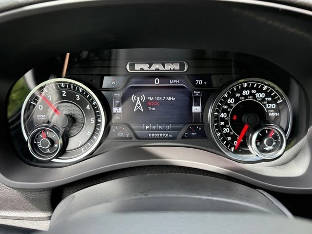 2024 Ram 4500 & 5500 - Image 19 of 21