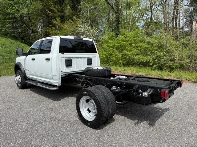 2024 Ram 4500 & 5500 - Image 8 of 21