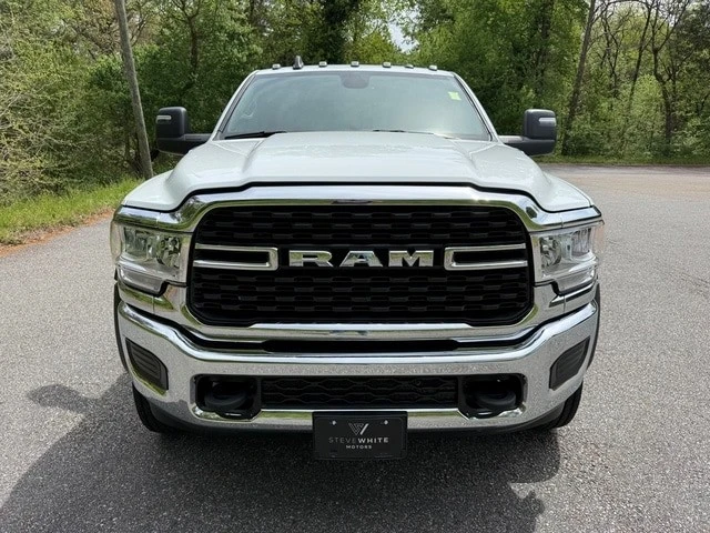 2024 Ram 4500 & 5500 - Image 3 of 21