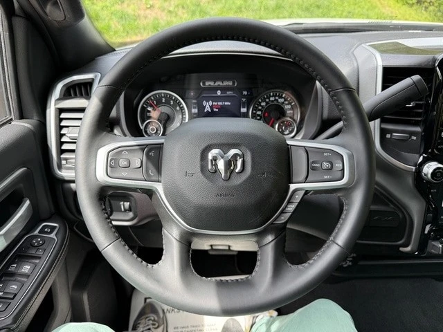 2024 Ram 4500 & 5500 - Image 18 of 21