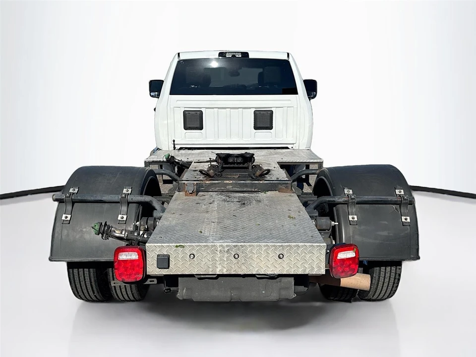 2024 Ram 4500 & 5500 - Image 6 of 21