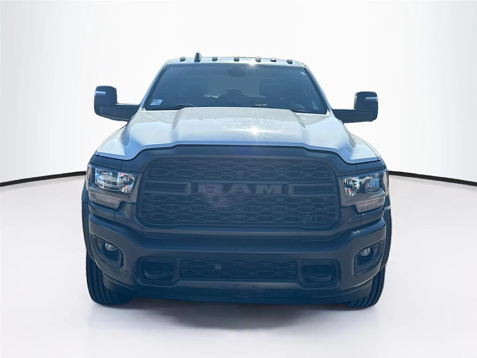 2024 Ram 4500 & 5500 - Image 2 of 21