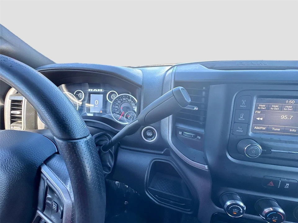 2024 Ram 4500 & 5500 - Image 15 of 21
