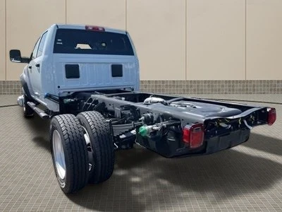 2024 Ram 4500 & 5500 - Image 3 of 12