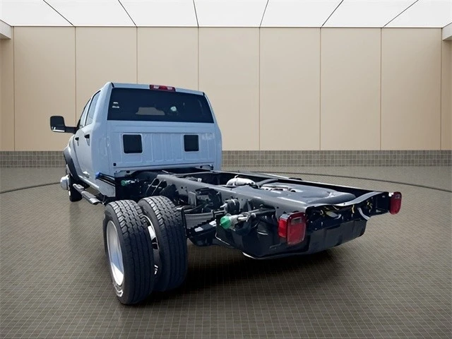 2024 Ram 4500 & 5500 - Image 3 of 21