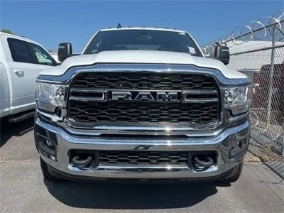 2024 Ram 4500 & 5500 - Image 8 of 12