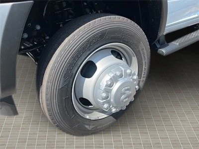 2024 Ram 4500 & 5500 - Image 11 of 12