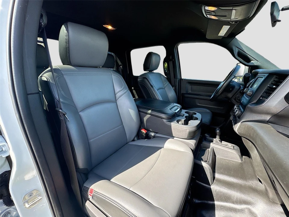 2024 Ram 4500 & 5500 - Image 11 of 15