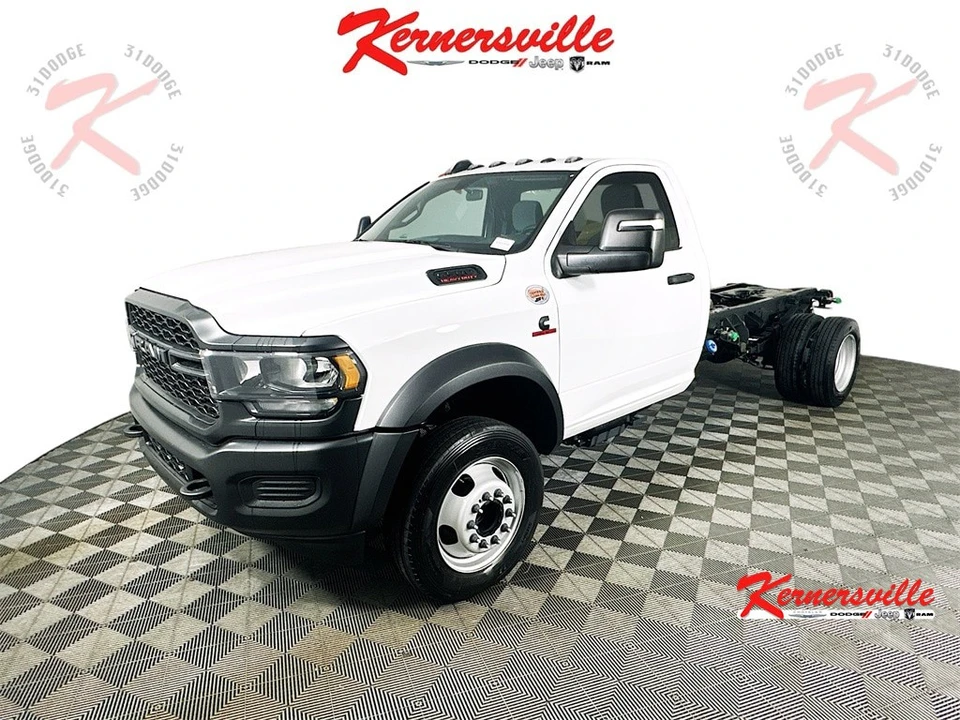 2024 Ram 4500 & 5500 - Image 3 of 12