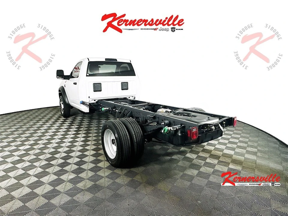 2024 Ram 4500 & 5500 - Image 5 of 12