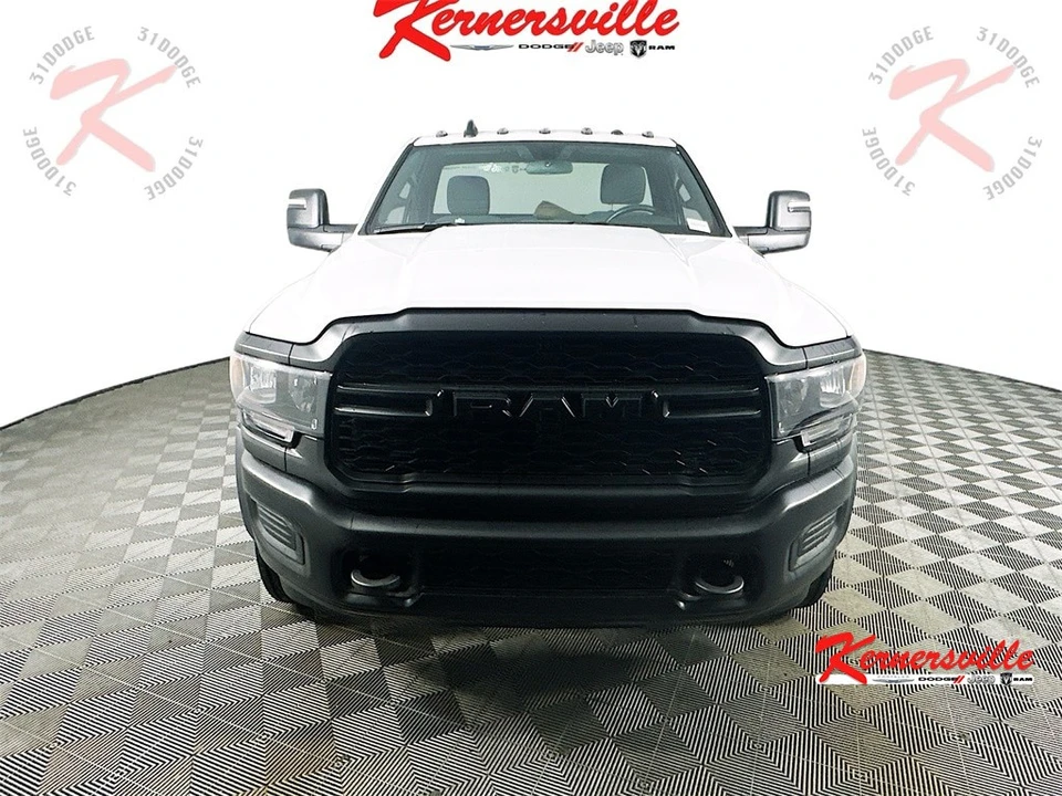 2024 Ram 4500 & 5500 - Image 2 of 12