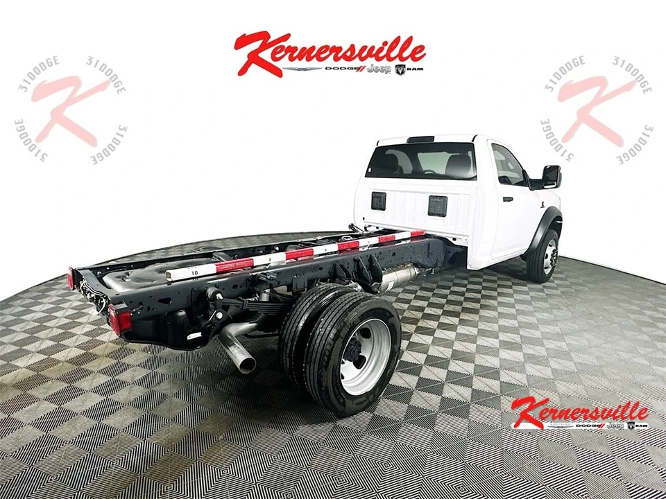 2024 Ram 4500 & 5500 - Image 7 of 12