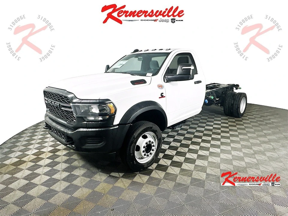 2024 Ram 4500 & 5500 - Image 3 of 12
