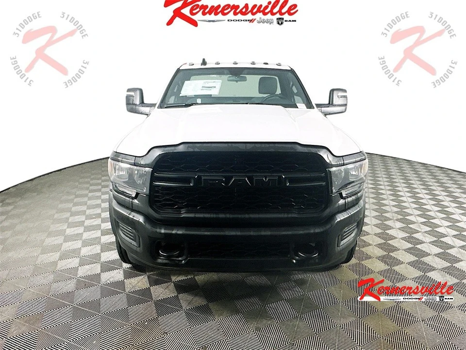 2024 Ram 4500 & 5500 - Image 2 of 12