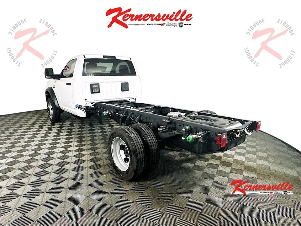 2024 Ram 4500 & 5500 - Image 5 of 12