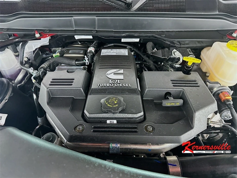 2024 Ram 4500 & 5500 - Image 18 of 21