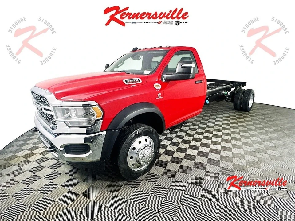 2024 Ram 4500 & 5500 - Image 3 of 12