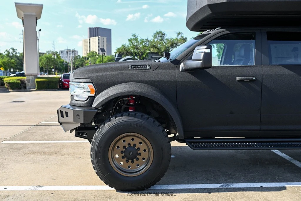 2024 Ram 4500 & 5500 - Image 4 of 12