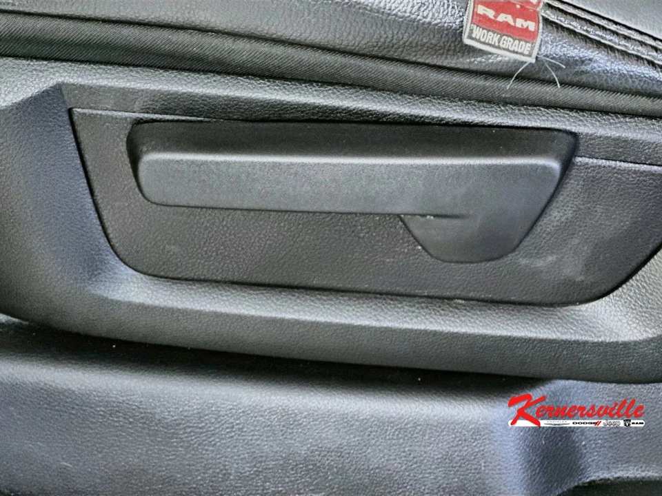 2024 Ram 4500 & 5500 - Image 18 of 24