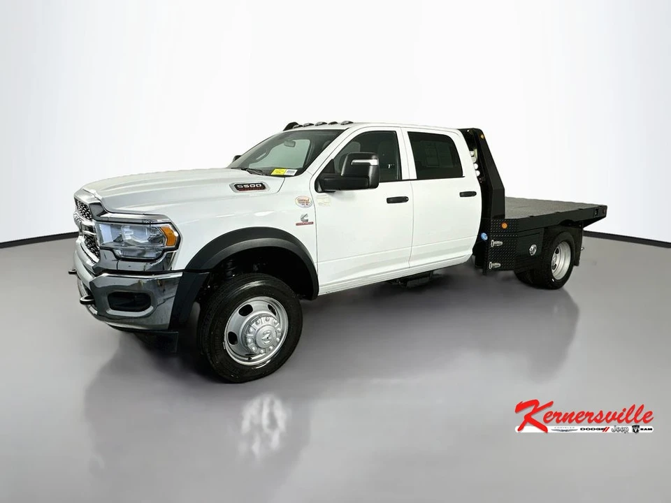 2024 Ram 4500 & 5500 - Image 3 of 24
