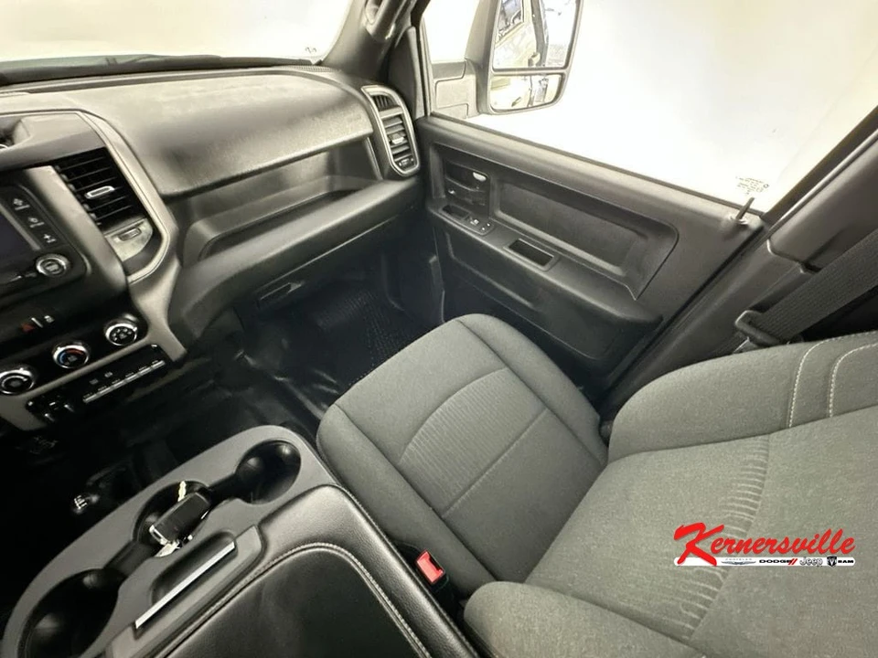 2024 Ram 4500 & 5500 - Image 11 of 24