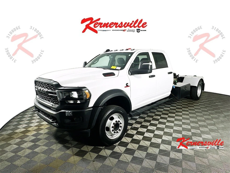 2024 Ram 4500 & 5500 - Image 3 of 21