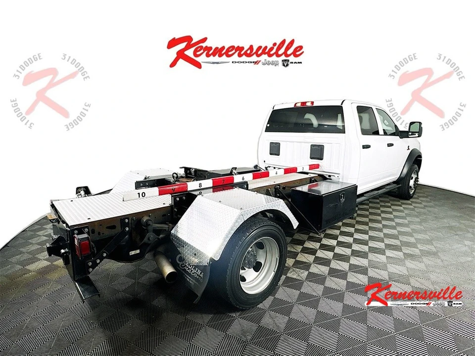 2024 Ram 4500 & 5500 - Image 7 of 21