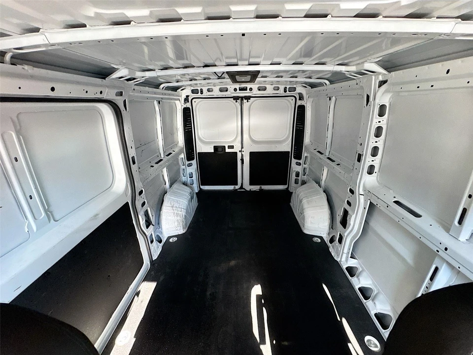 2024 Ram ProMaster - Image 15 of 31